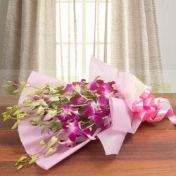 Bouquet of 6 Purple Orchids