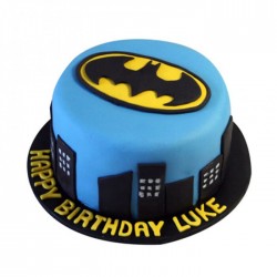 Batman & Gotham City Fondant Cake	