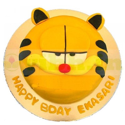 Garfield Cat Face Designer Cake