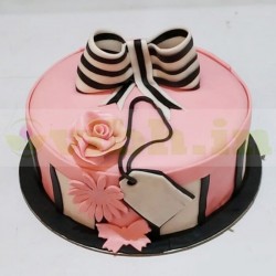 Love Swirls Fondant Cake