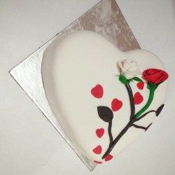 Lovely Heart & Rose Fondant Cake	