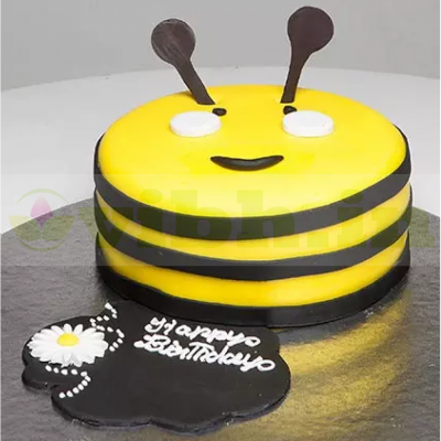 Bumblebee Fondant Cake