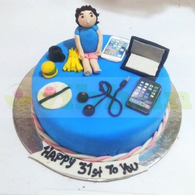 Gadget Lover Fondant Cake