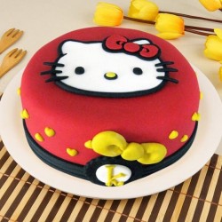 Hello Kitty Chocolate Fondant Cake	