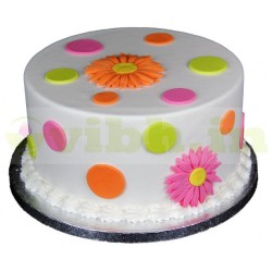 Polka Dot Daisy Fondant Cake	
