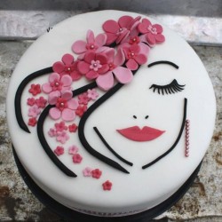 Lovely Face Designer Fondant Cake	