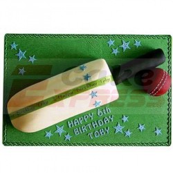 Splendid Cricket Bat Ball Fondant Cake	