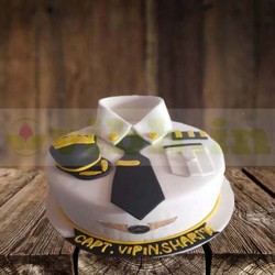 Airline Pilot Dress Customized Cake	