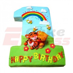 Pooh Tigger Fondant Cake	