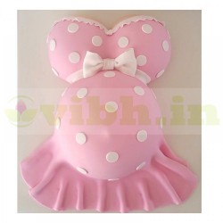 Pregnant Lady Baby Shower Fondant Cake	