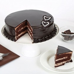 Rich Velvety Chocolate Cake