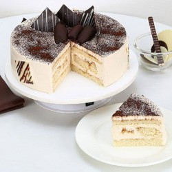 Tiramisu Cake